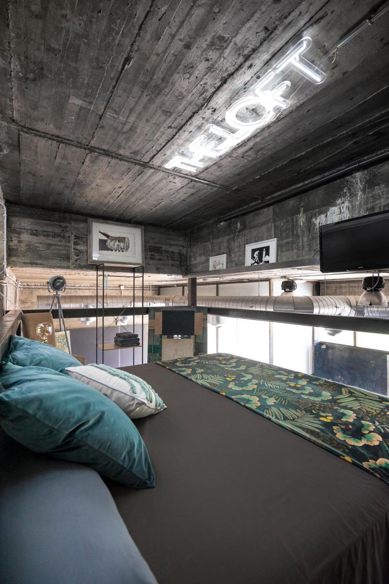 The Loft - With Private Pool & Jacuzzi Hébergement de vacances *